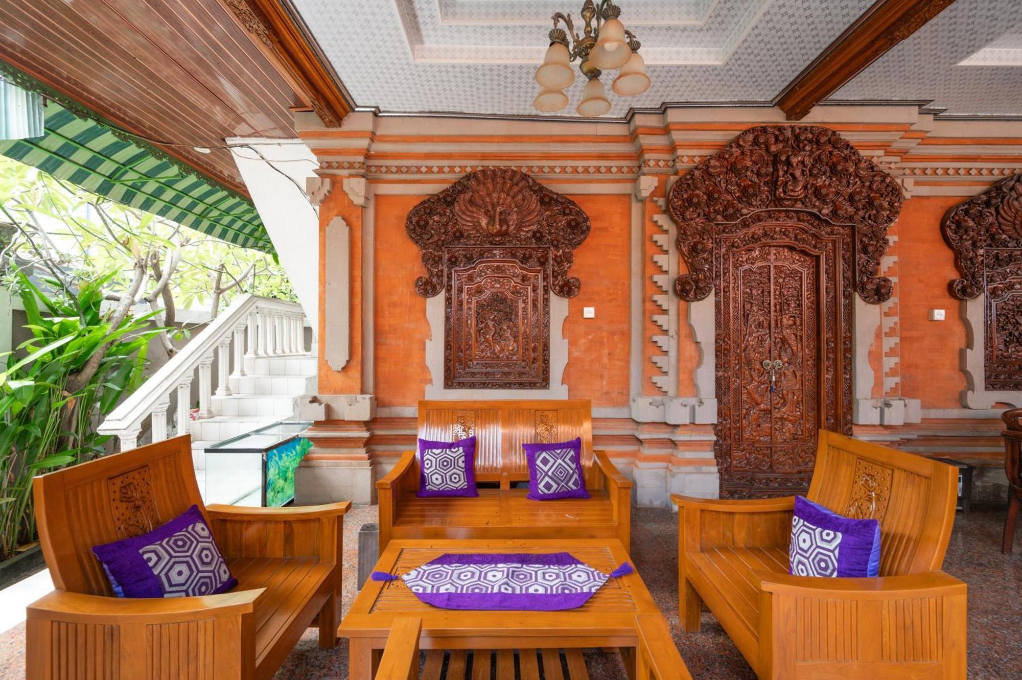 Ceria Guesthouse Seminyak Mitra Reddoorz 외부 사진