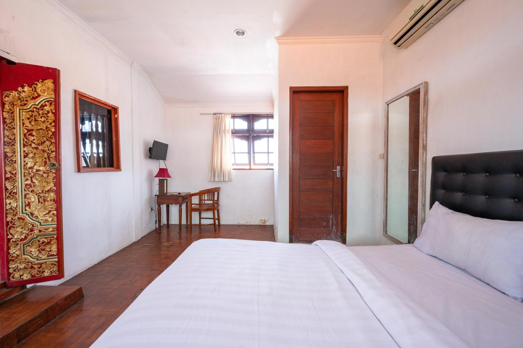 Ceria Guesthouse Seminyak Mitra Reddoorz 외부 사진