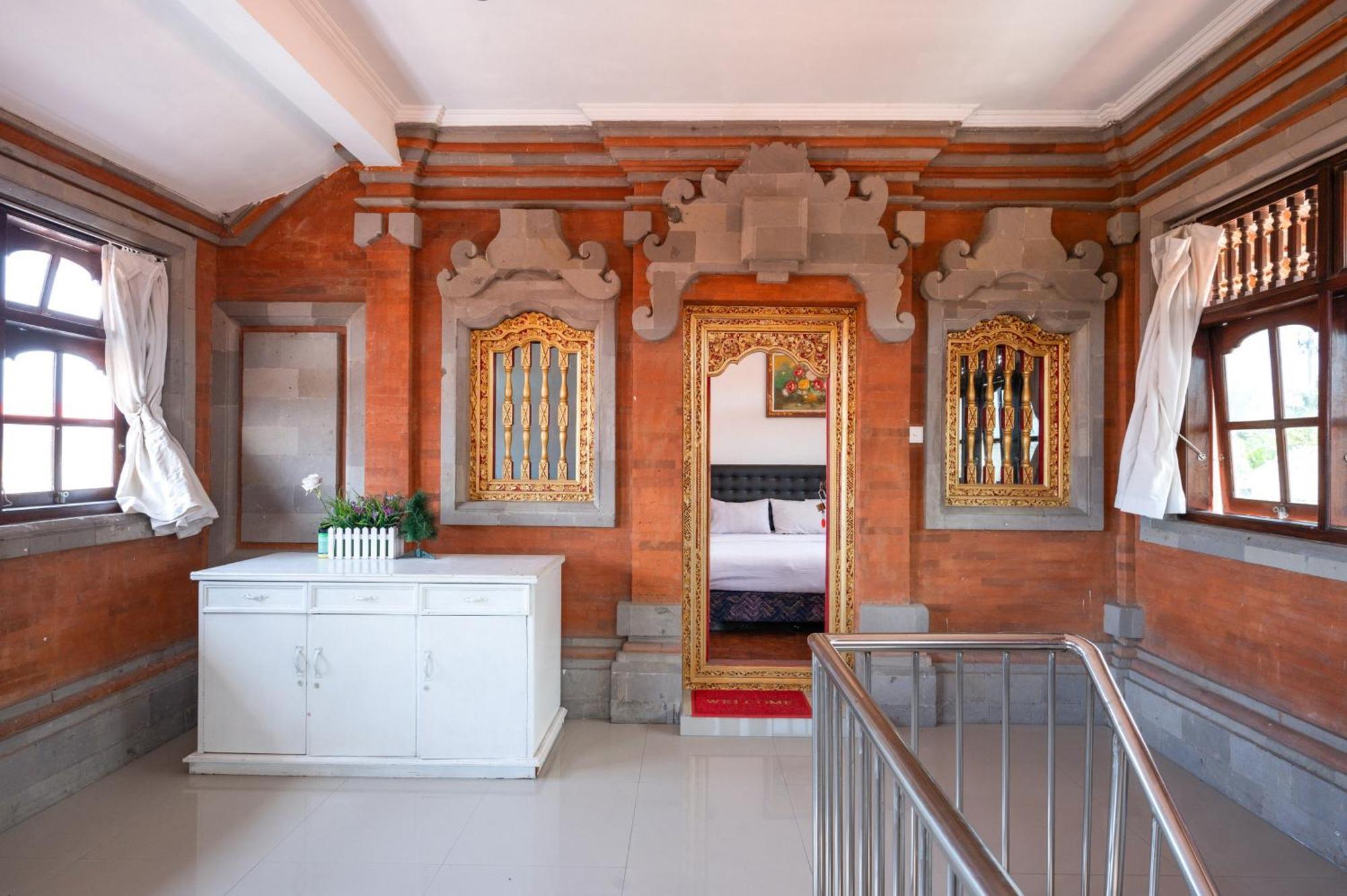 Ceria Guesthouse Seminyak Mitra Reddoorz 외부 사진