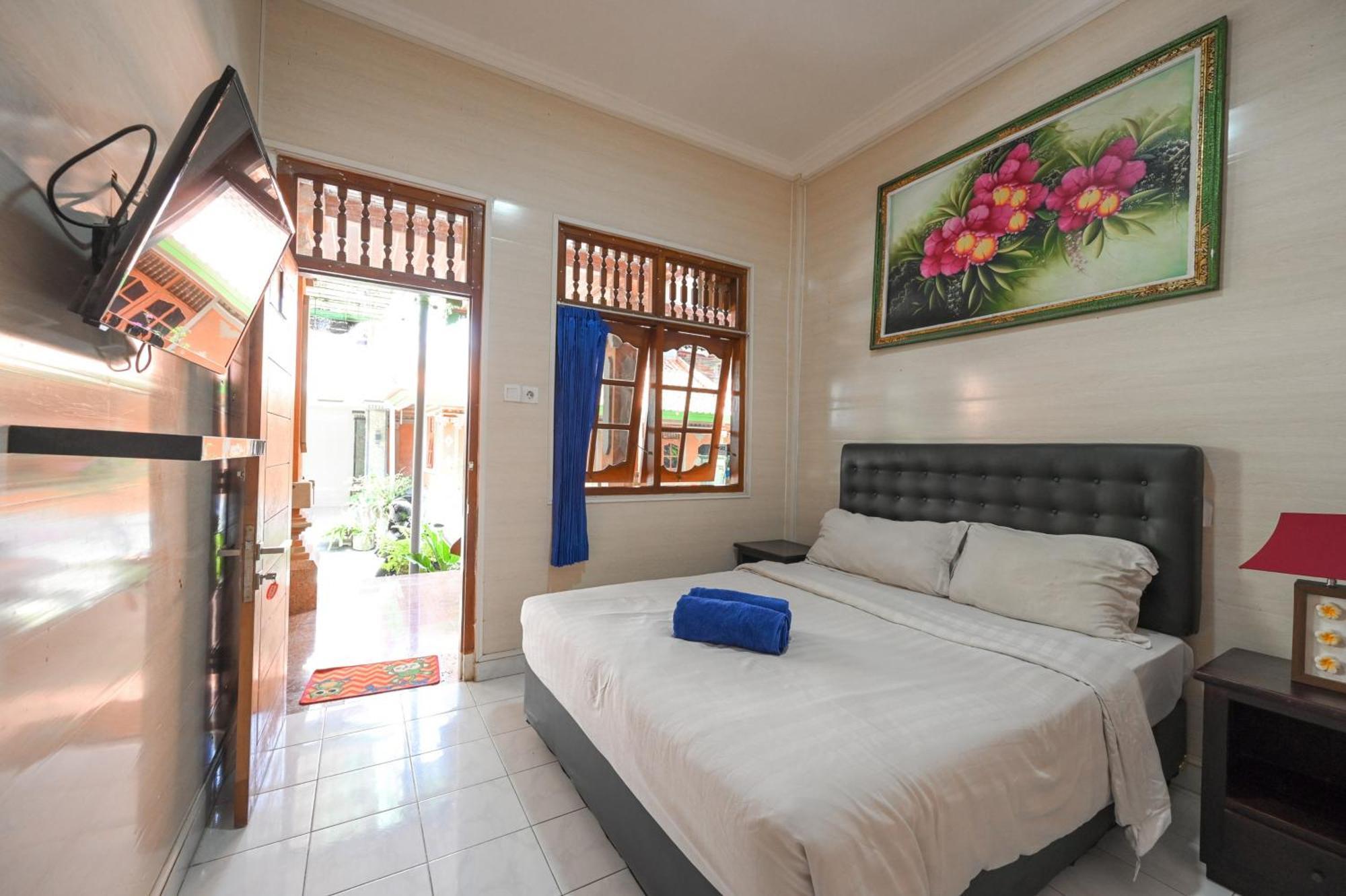 Ceria Guesthouse Seminyak Mitra Reddoorz 외부 사진
